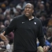 Kings agree to a contract extension with coach Mike Brown, AP source says