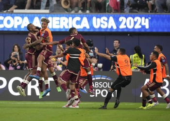 Venezuela advances to Copa America quarterfinals with a 1-0 win over Mexico on Rondón goal