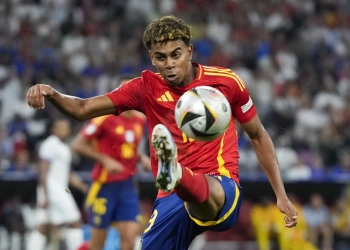 Sports fans rejoice: Wimbledon, Euro 2024 and Copa America finals make for a Super Sunday