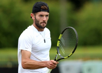 Fearnley, junior conqueror of Alcaraz & Sinner, set for Wimbledon debut