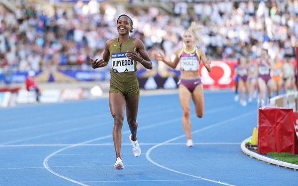 Faith Kipyegon breaks world 1500m record in Paris