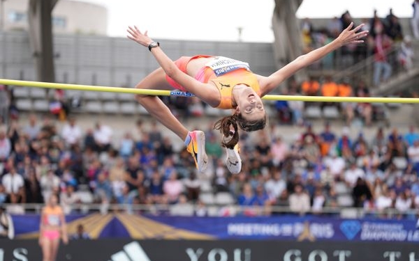 Mahuchikh breaks world high jump record with 2.10m
