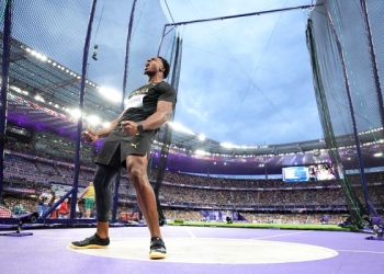 Today in Paris: Stona rolls away with surprise discus gold and Olympic record as Hall’s late run snatches 400m title