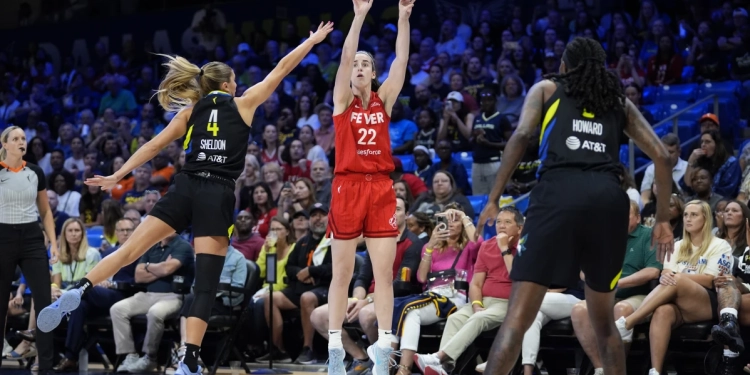 Caitlin Clark scores 28, Fever overcome Arike Ogunbowale’s record-tying nine 3s, beat Wings 100-93