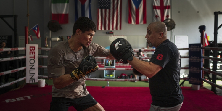 Zayas labels February 14 return against Spomer, “most important fight of my career”