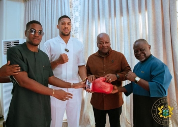 Anthony Joshua, Legacy Rise team pay courtesy call on President Mahama