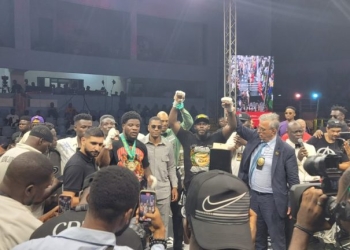 The Year of Africa: Tabiti knocks out Dickson in a striking strident performance