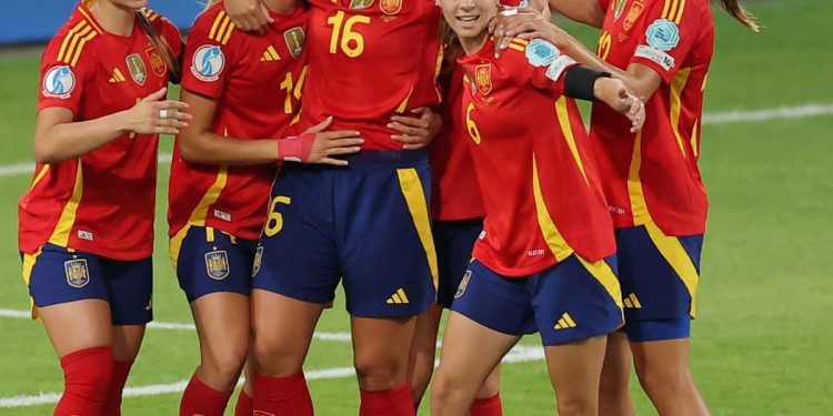 Spain widen gap atop FIFA/Coca-Cola Women’s World Ranking, Malawi soar